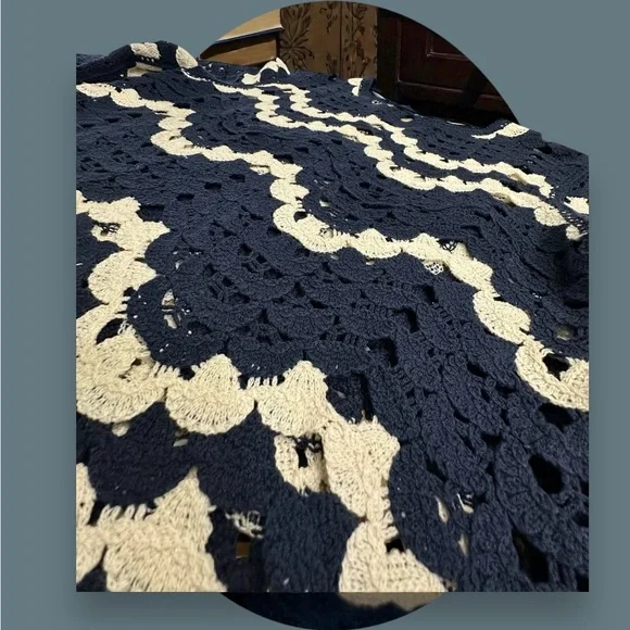 Vero Moda Open Crochet Knit Long Sleeve Sweater Top. Navy/White. Size: Large - Picture 10 of 11